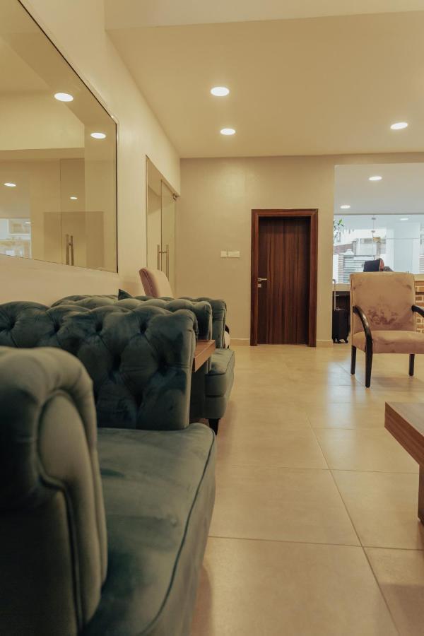Sinclair Lake Chad Abuja Exterior foto