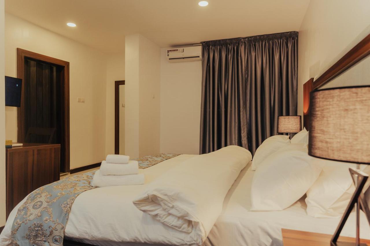 Sinclair Lake Chad Abuja Exterior foto
